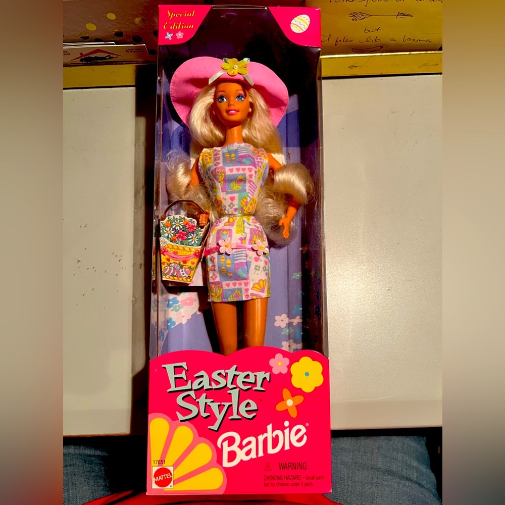 1997 Easter Style Barbie MIB